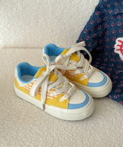 Korean Style Thick-Soled Canvas Sneakers for Women - Versatile White Dog Print Shoes 2025 Trend