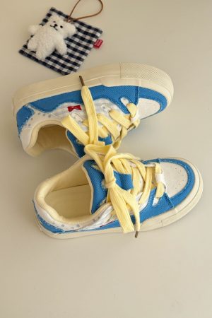 Korean Style Thick-Soled Canvas Sneakers for Women - Versatile White Dog Print Shoes 2025 Trend