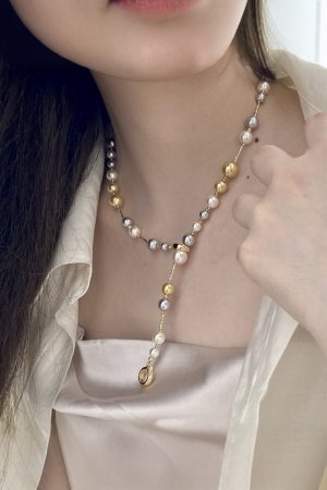 Korean Style Three-Color Pearl and Metal Spacer Necklace - White, Gray, Gold Clavicle Chain for Women