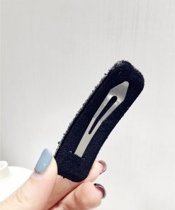 Korean Style Trendy Diamond-Studded Checkered Duckbill Hair Clip - Elegant Rectangular Edge Accessory for Fashionable Looks