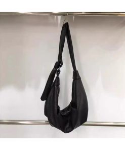 Korean Style Vintage Soft Leather Dumpling Bag - Large Capacity, Wrinkled Design, Casual Shoulder & Crossbody Bag for Effortless Style