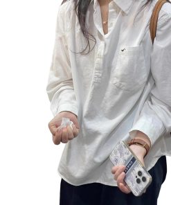 Korean-Style White Long Sleeve Polo Shirt for Women, Unique Design for Early Spring Fashion, French Chic Outfit