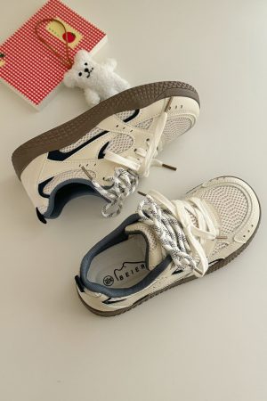 Korean Style Women's Breathable Mesh Training Sneakers - Versatile White Casual Sports Shoes for 2025 Trendy Look