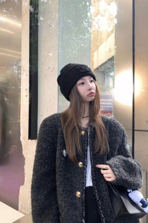 Korean Style Women's Short Wool Coat, Loose Fit Cotton-Padded Winter Jacket, High-End Quality, 2025 Trendy Fashion