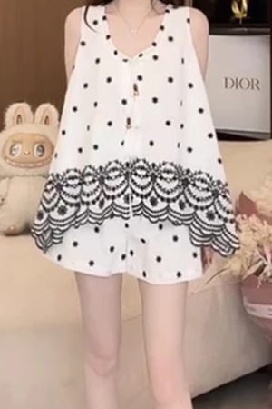Korean Style Women's Summer 2025 Crochet Embroidered Sleeveless Vest & Casual Shorts Two-Piece Set