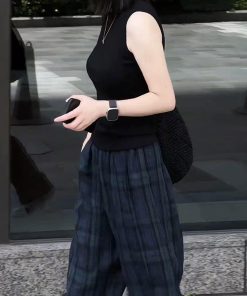 Korean Style Women's Summer Two-Piece Set: Slim-Fit Lapel Top & Age-Reducing Wide-Leg Pants for a Chic Look