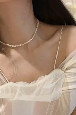 Korean Transparent White Crystal High-End Necklace - Sweet Collarbone Chain for Spring Summer INS Style Fashion