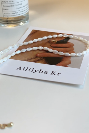 Korean Transparent White Crystal High-End Necklace - Sweet Collarbone Chain for Spring Summer INS Style Fashion