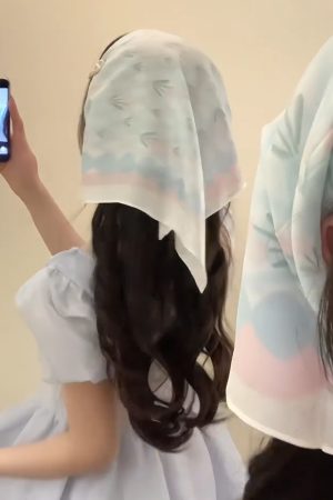 Korean Tulip Silk Headscarf - Versatile Travel Accessory for Sun Protection, Artistic Floral Design, Instagram-Style Fashion