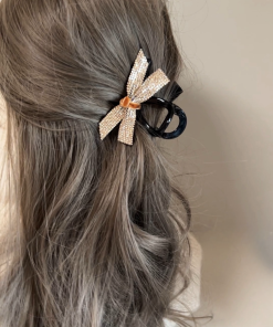 Korean Velvet Butterfly Knot Hair Clip - Ultra-Shiny Rhinestone Medium-Sized Hair Claw for Stylish Looks