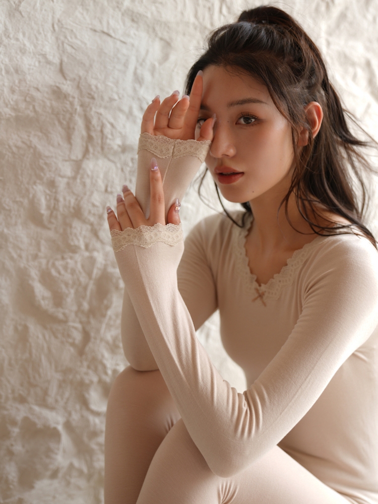 Lace Autumn Top and Pants Set with Bow Tie - Warm Thermal Underwear, Cashmere Feel, Gentle and Sweet Style Lace Autumn Top and Pants Set with Bow Tie - Warm Thermal Underwear, Cashmere Feel, Gentle and Sweet Style