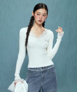 Lace Base Long Sleeve Top for Women - Slim Fit Autumn Winter Shirt, Versatile Fashionable Inner Wear for 2025