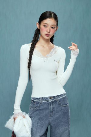 Lace Base Long Sleeve Top for Women - Slim Fit Autumn Winter Shirt, Versatile Fashionable Inner Wear for 2025