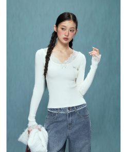 Lace Base Long Sleeve Top for Women - Slim Fit Autumn Winter Shirt, Versatile Fashionable Inner Wear for 2025