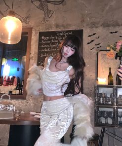 Lace Sweet and Spicy Bodycon Top with Mermaid Skirt - Elegant Winter Outfit for Young Ladies, Perfect for Night Banquets and Formal Events