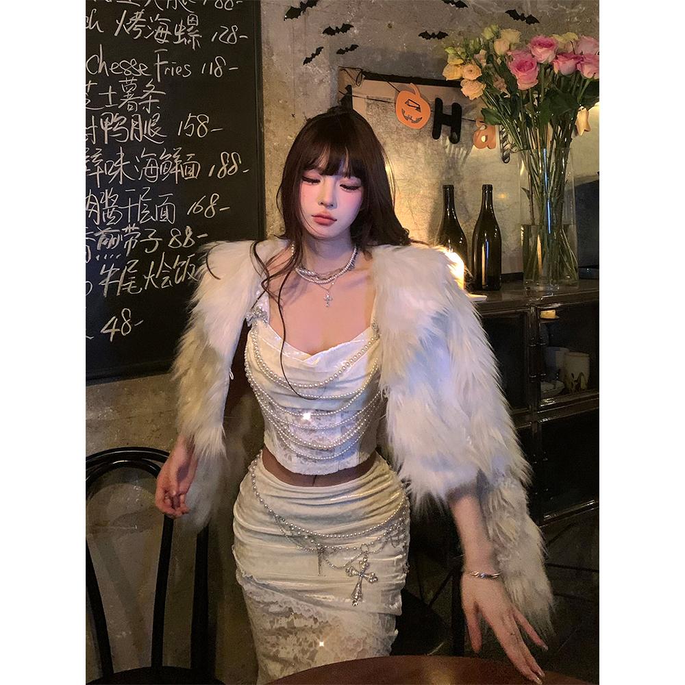 Lace Sweet and Spicy Bodycon Top with Mermaid Skirt - Elegant Winter Outfit for Young Ladies, Perfect for Night Banquets and Formal Events Lace Sweet and Spicy Bodycon Top with Mermaid Skirt - Elegant Winter Outfit for Young Ladies, Perfect for Night Banquets and Formal Events