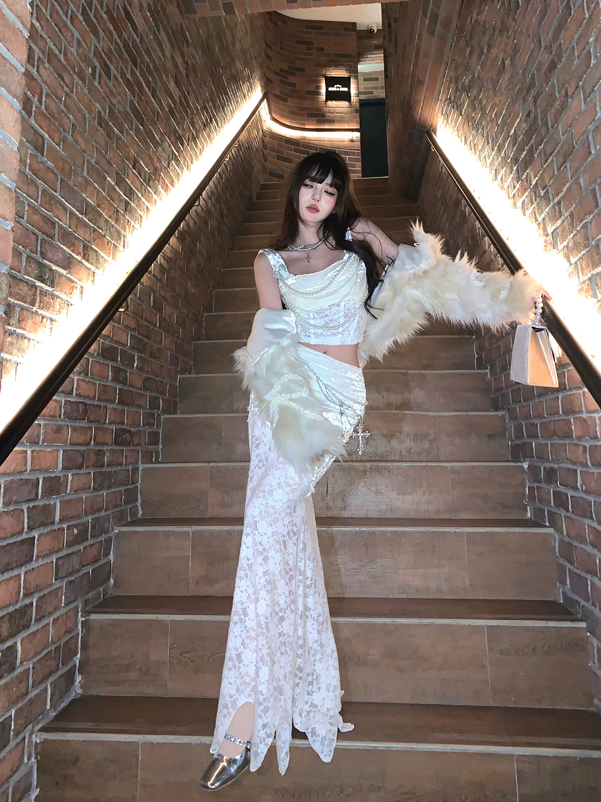 Lace Sweet and Spicy Bodycon Top with Mermaid Skirt - Elegant Winter Outfit for Young Ladies, Perfect for Night Banquets and Formal Events Lace Sweet and Spicy Bodycon Top with Mermaid Skirt - Elegant Winter Outfit for Young Ladies, Perfect for Night Banquets and Formal Events