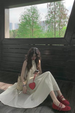 Lace-Trimmed Sleeveless Halter Top & Long Skirt Two-Piece Set - French Style Summer Fashion Trend for Women