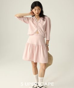 Lace-Trimmed V-Neck Short Top and Skirt Set - Women's 90s Inspired Y2K Fashion Ensemble