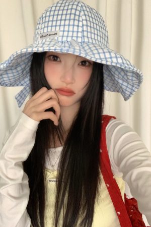 Large Brim Blue Checkered Fisherman's Hat for Women - Summer Sunshade Bucket Hat, Small Face Outdoor Sun Protection