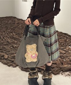 Large Capacity Canvas Crossbody Bag with Bear Embroidery - Versatile Tote for Girls, Perfect for Commuting and Everyday Use