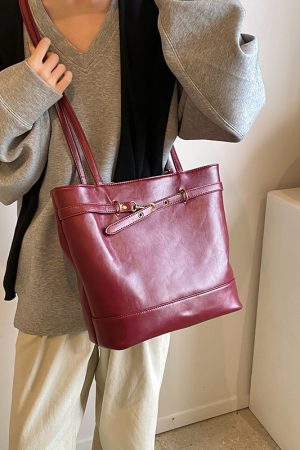 Large Capacity Retro Tote Bag for Women - Spring/Summer 2025 Multifunctional Commuting Backpack - Stylish and High-Quality Design