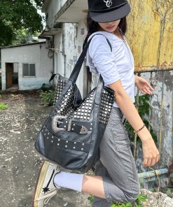 Large Capacity Soft Leather Y2K Star Tote Bag - Gothic Motorcycle Shoulder Bag for Commuters and Niche Fashion