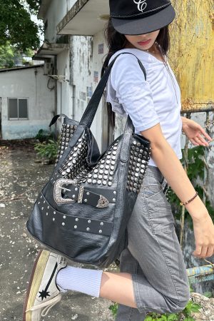 Large Capacity Soft Leather Y2K Star Tote Bag - Gothic Motorcycle Shoulder Bag for Commuters and Niche Fashion