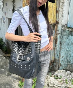 Large Capacity Soft Leather Y2K Star Tote Bag - Gothic Motorcycle Shoulder Bag for Commuters and Niche Fashion