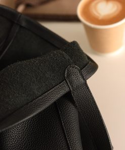 Large Capacity TR Style Bucket Tote Bag in Imported Cowhide with Lychee Texture - Perfect Shoulder Bag for Everyday Use