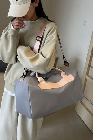 Large Capacity Waterproof Tote Bag for Women - Multifunctional Travel Shoulder Bag for Swimming and Fitness Activities, 2025 Model