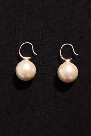 Large Pearl Earrings in S925 Silver - Elegant Korean Style, Versatile Daily Wear, Simple and Chic Design