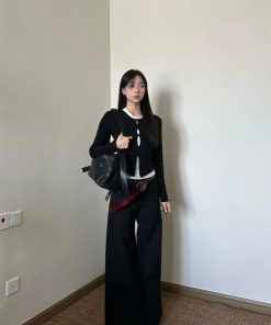 Layered Hollow Round Neck Slim Fit Long Sleeve Reversible Knitted Base Shirt for Women - Flattering Pumpkin Top, Perfect for Fall Fashion