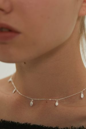 Layered S925 Silver Shell Shaped Choker Necklace - Light Luxury French Vintage Collarbone Chain for Versatile Style