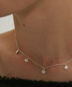 Layered S925 Silver Shell Shaped Choker Necklace - Light Luxury French Vintage Collarbone Chain for Versatile Style