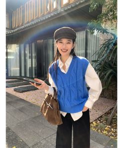 Layered V-Neck Knitted Vest for Women - Versatile Sleeveless Cardigan with Cable Knit Design, Perfect for 90s and Y2K Styles