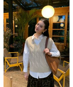 Layered V-Neck Knitted Vest for Women - Versatile Sleeveless Cardigan with Cable Knit Design, Perfect for 90s and Y2K Styles