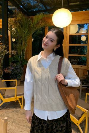 Layered V-Neck Knitted Vest for Women - Versatile Sleeveless Cardigan with Cable Knit Design, Perfect for 90s and Y2K Styles