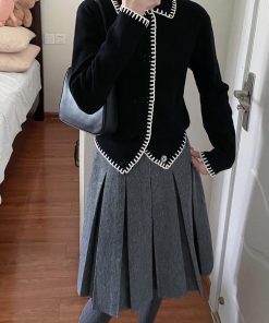 Lazy Style Black Knitted Cardigan for Women with Doll Collar - Cozy Loose Outerwear for Autumn Fashion