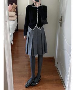 Lazy Style Black Knitted Cardigan for Women with Doll Collar - Cozy Loose Outerwear for Autumn Fashion