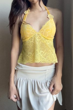 Lemon Flavor Summer Lace Spliced Bustier Halter Backless Loose Short Top - Versatile Y2K Style for Effortless Summer Fashion