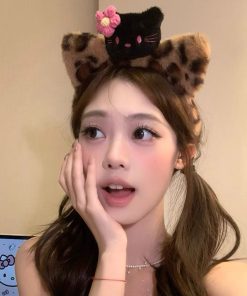 Leopard Print Plush Cat Headband for Women - Cozy Hairband for Face Washing, Mask Application, Autumn & Winter Accessory