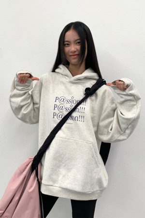 Light Gray Loose Fleece Hoodie for Women and Men, National Trend, Roaring Beast Design, Casual Streetwear Style