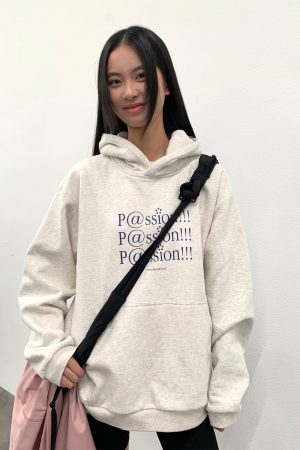 Light Gray Loose Fleece Hoodie for Women and Men, National Trend, Roaring Beast Design, Casual Streetwear Style