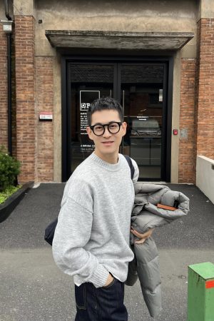 Light Gray Round Neck Sweater for Men, Korean Style Casual Knit Top, Autumn Winter Fashion Essential