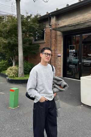 Light Gray Round Neck Sweater for Men, Korean Style Casual Knit Top, Autumn Winter Fashion Essential