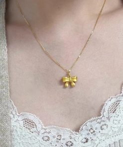 Light Luxury Bowknot Necklace for Women - 2025 Trendy Clavicle Chain Accessory, Niche Design for Girls, Perfect for Everyday Elegance