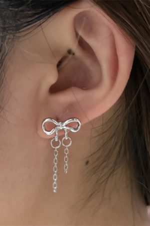 Light Luxury Butterfly Knot Tassel Earrings - High-End Design Ear Studs for Gentle Temperament and Versatile Style