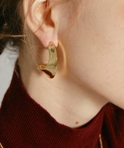 Light Luxury Concave-Convex Half-Circle Shiny Earrings - Exaggerated Minimalist Women's C-Shaped Ear Hoops in European and American Style