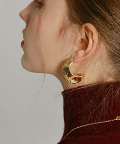 Light Luxury Concave-Convex Half-Circle Shiny Earrings - Exaggerated Minimalist Women's C-Shaped Ear Hoops in European and American Style